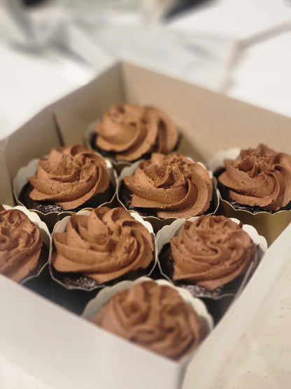 Cream Cheese Frosted Cupcakes