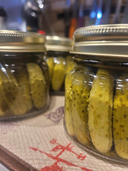 Farmer Garlic Dill Pickles